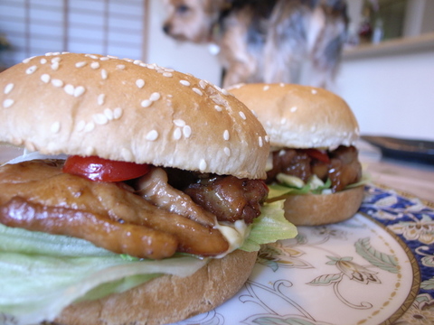 チキンやっちバーガー